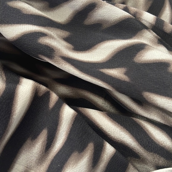 Country Road Animal Print Sleeveless Boho Silk Blouse l SIZE XXS - Picture 6 of 6